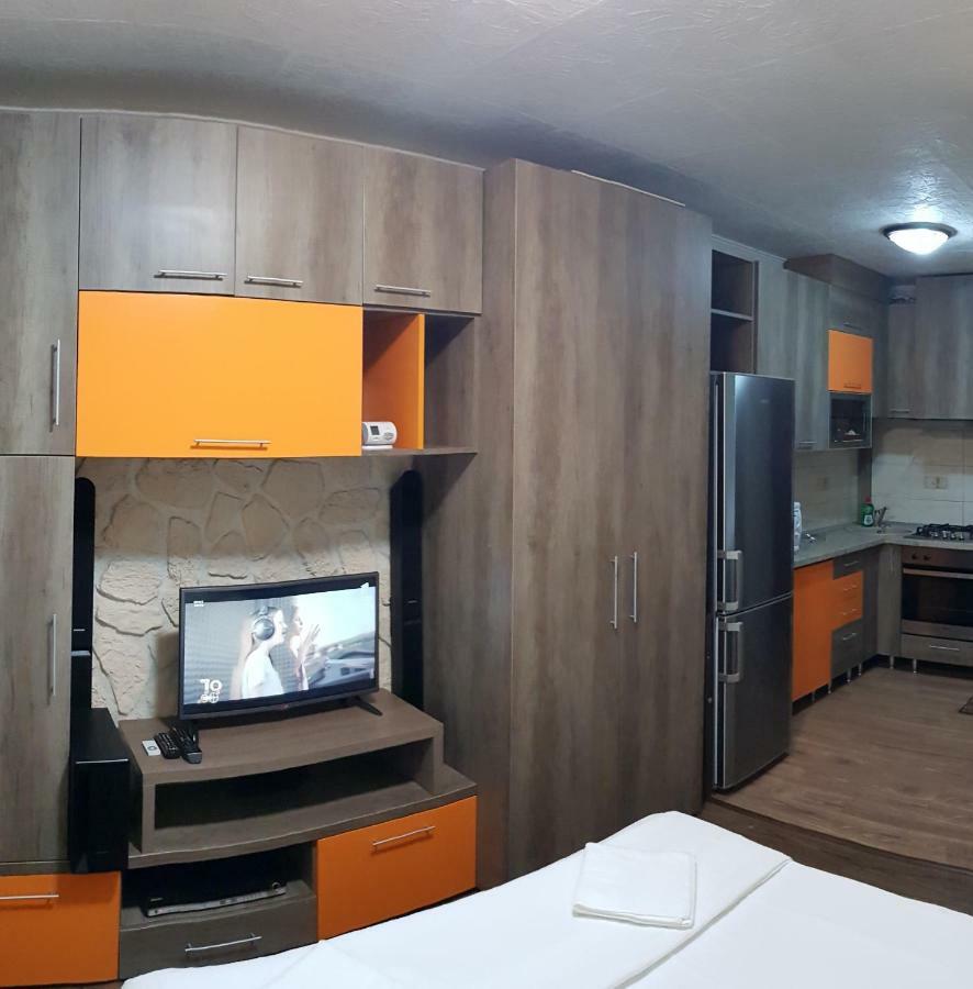 Pretty Bella Apartment Brasov Ngoại thất bức ảnh
