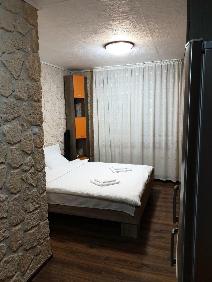 Pretty Bella Apartment Brasov Ngoại thất bức ảnh