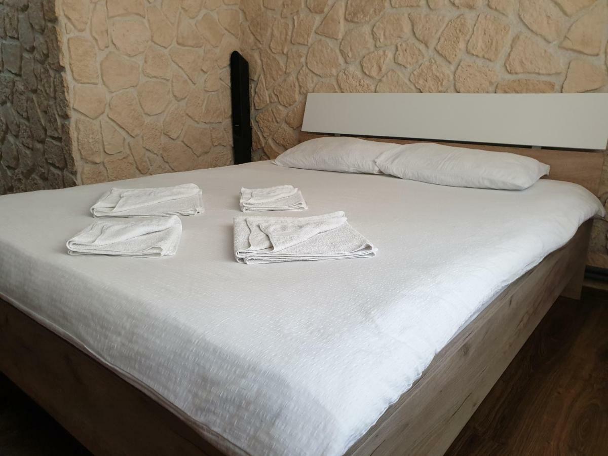 Pretty Bella Apartment Brasov Ngoại thất bức ảnh